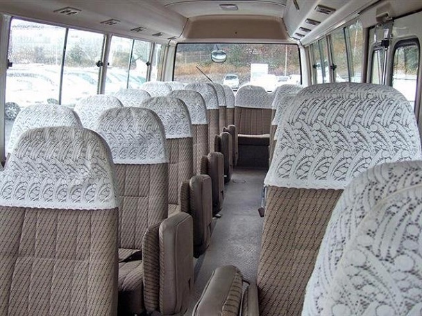 15 Seater Toyota Bus